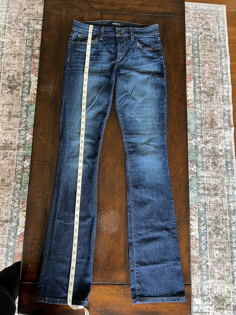 Joe’s Jeans Slim Fit Mini Bootcut Jeans Dark Wash Size 26 Mid Rise Stretch Denim